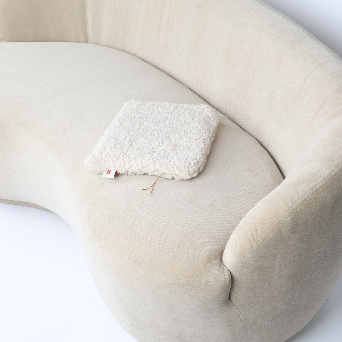 Laptop Sleeve | Curly Lammfell | 36x28 cm Beige