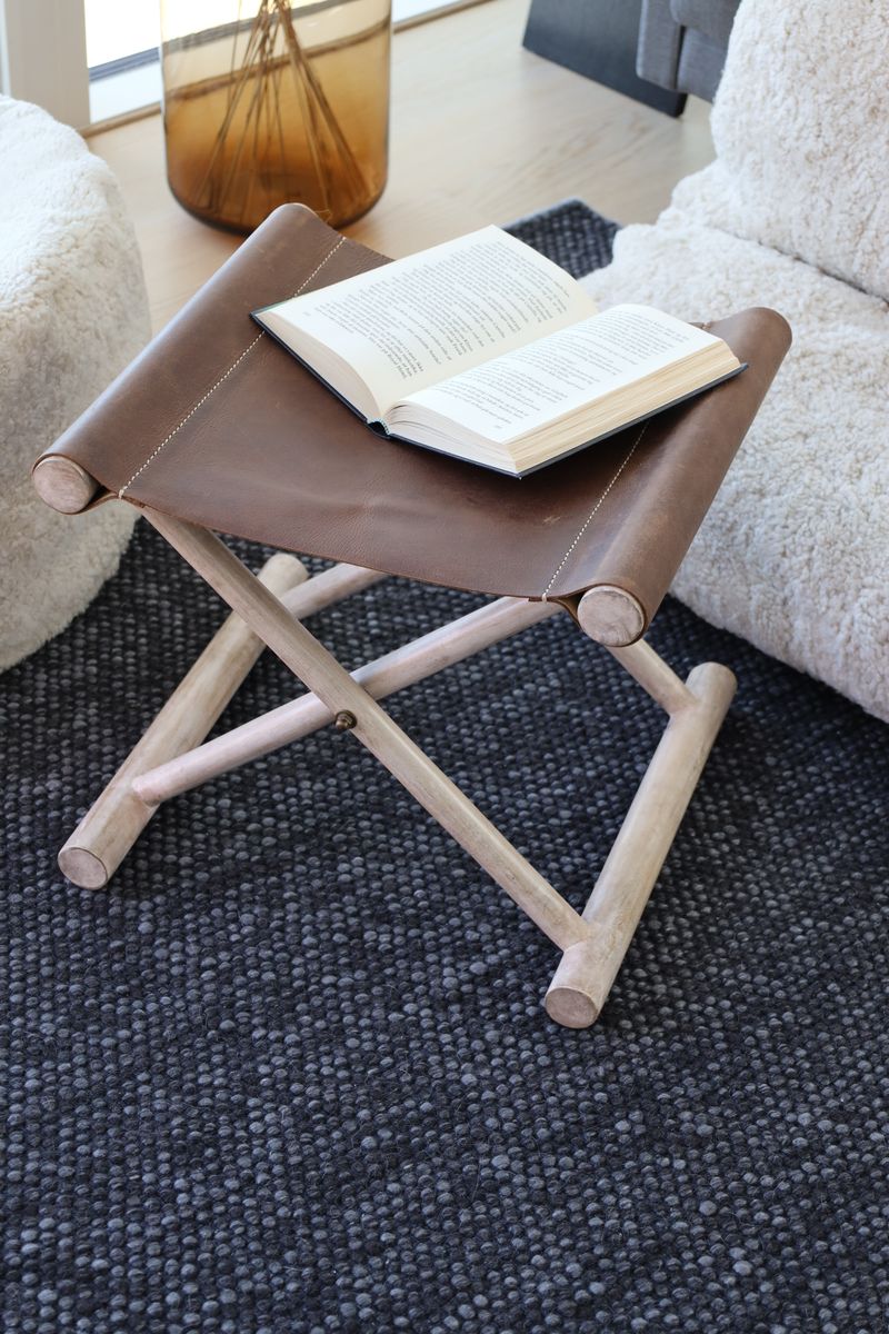 Hocker aus Premium Kalbsleder | Teakholz | 40x40x33 cm Dunkelbraun