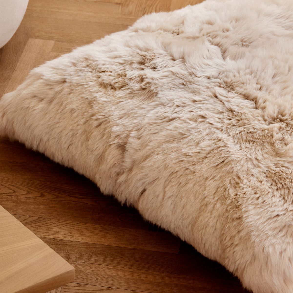 Lammfell Sitzsack | Langhaar | Neuseeland | Doppelseitig | 90x90 cm Schwarz