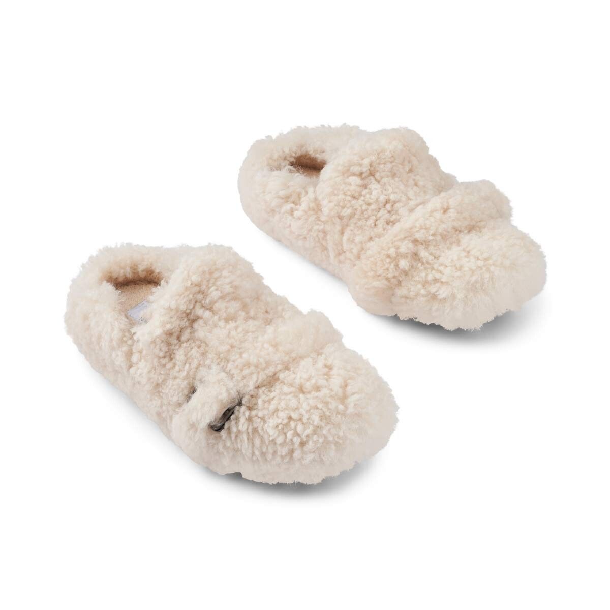 Fluffy Curly Slippers | Lammfell Fellschuhe | Sheepskinhouse.ch