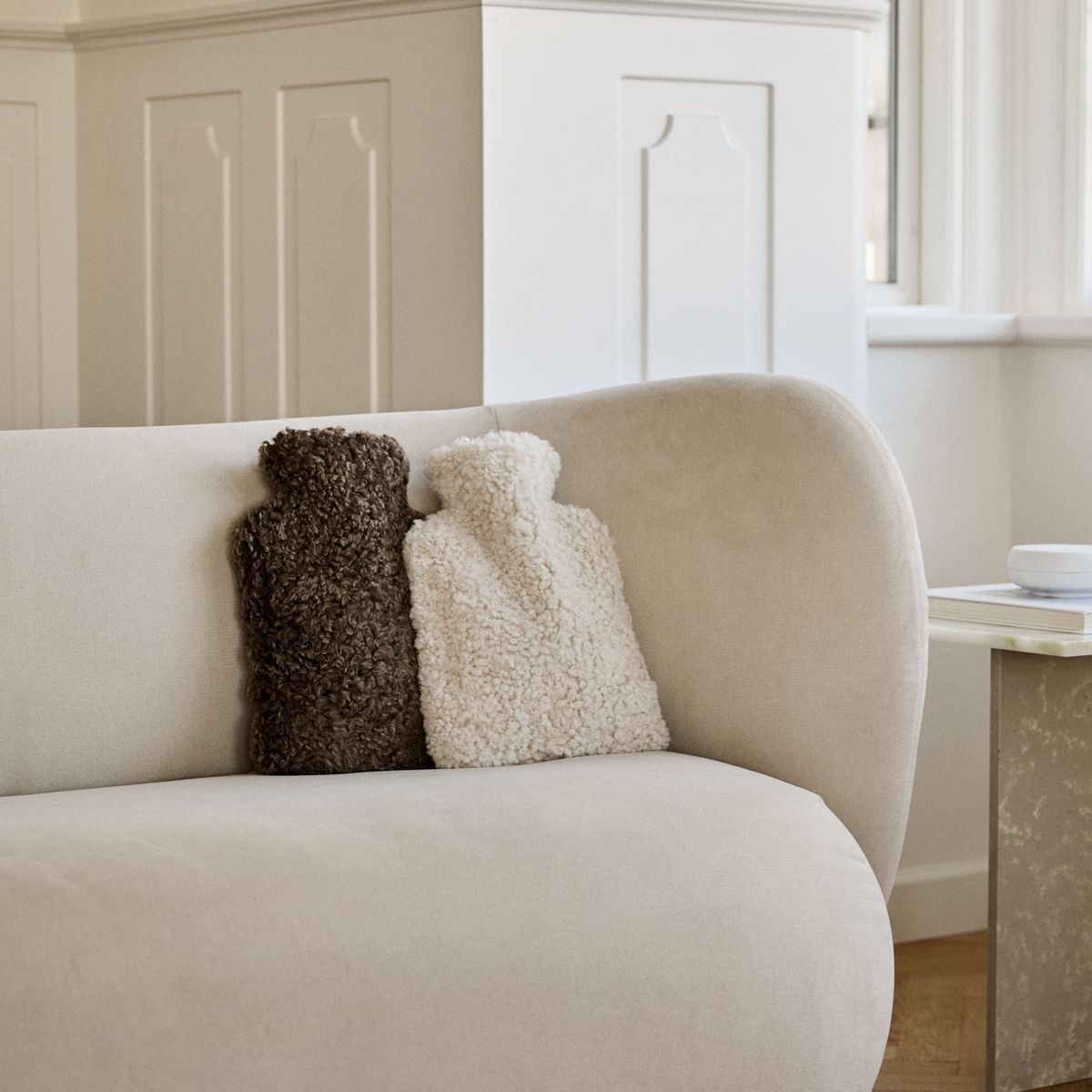 Wärmflasche Premium | Kurzhaar | Neuseeland | 37x27 cm Anthrazit