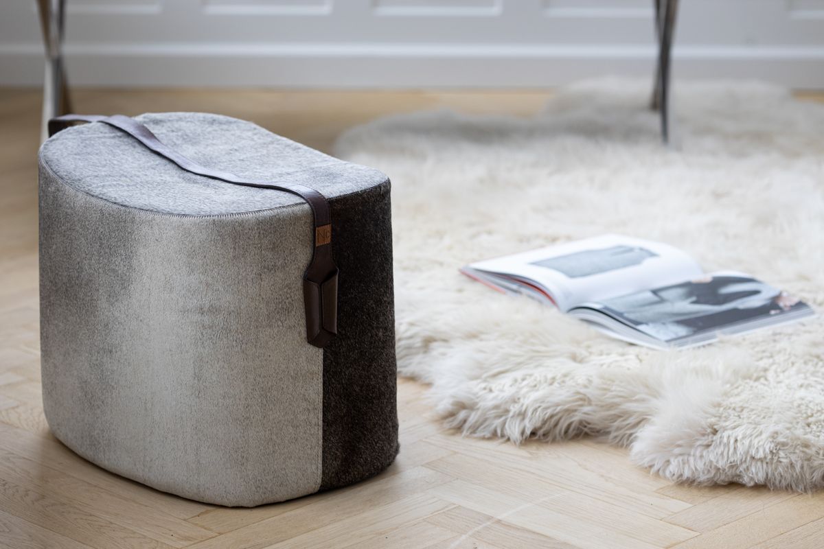 Hocker mit Henkel | Brasilien | Hochwertigem Kalbsleder | 45x35x38 cm Grau