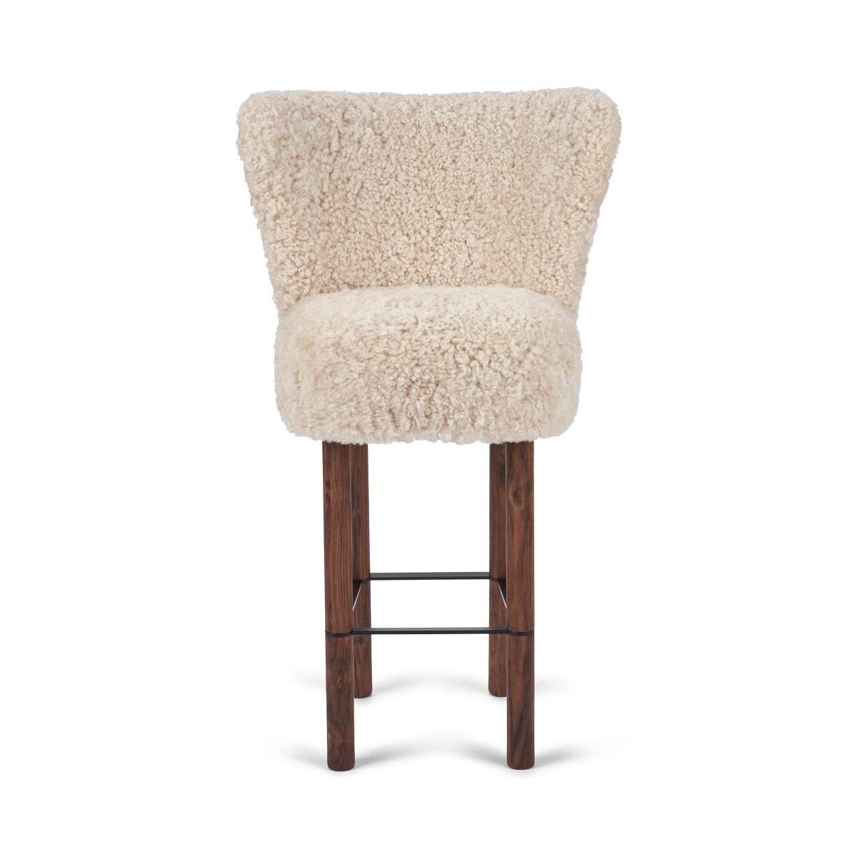 Emilia Barhocker | Lammfell Premium Stühle | Sheepskinhouse.ch