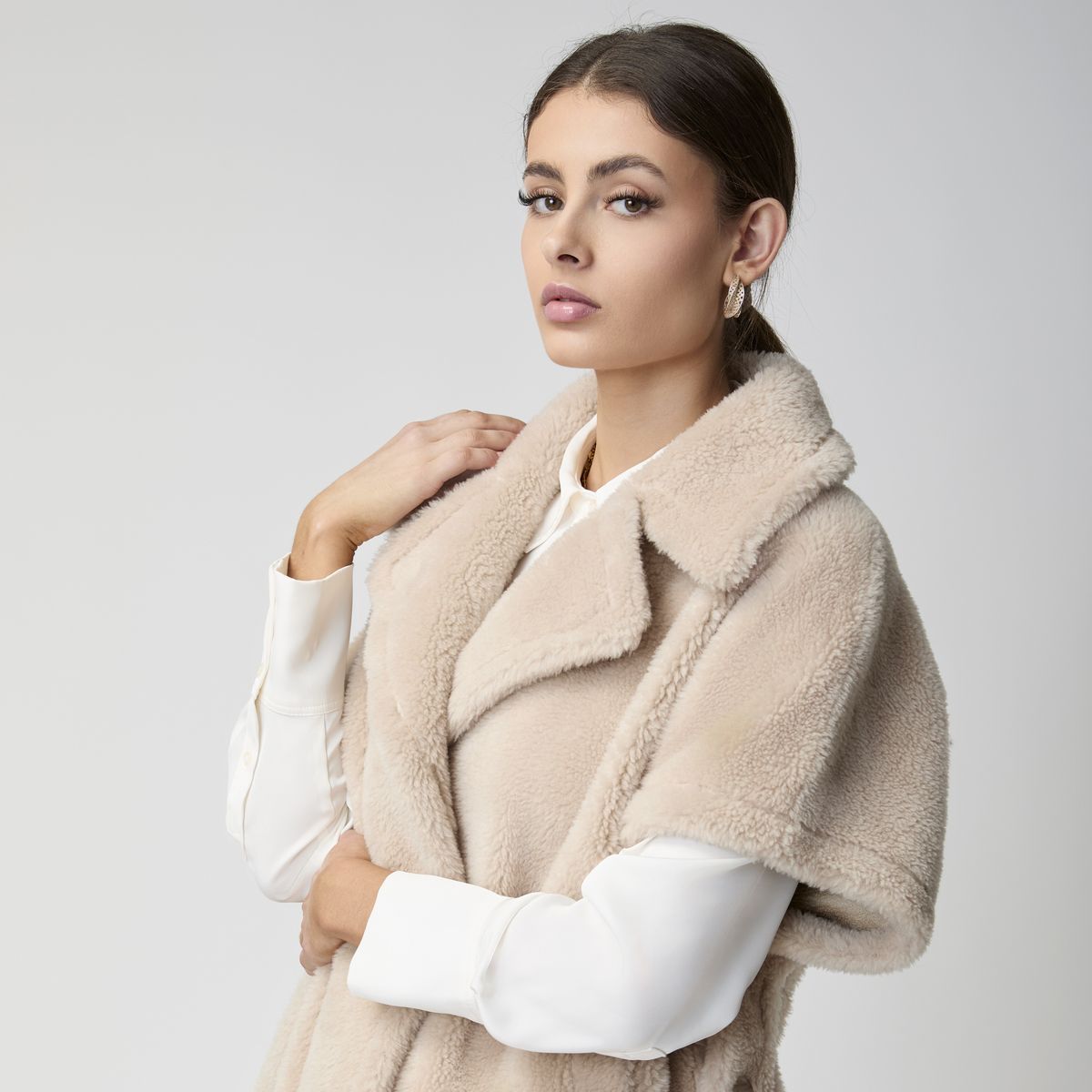 Elvira Poncho | Lammwolle Ponchos | Sheepskinhouse.ch