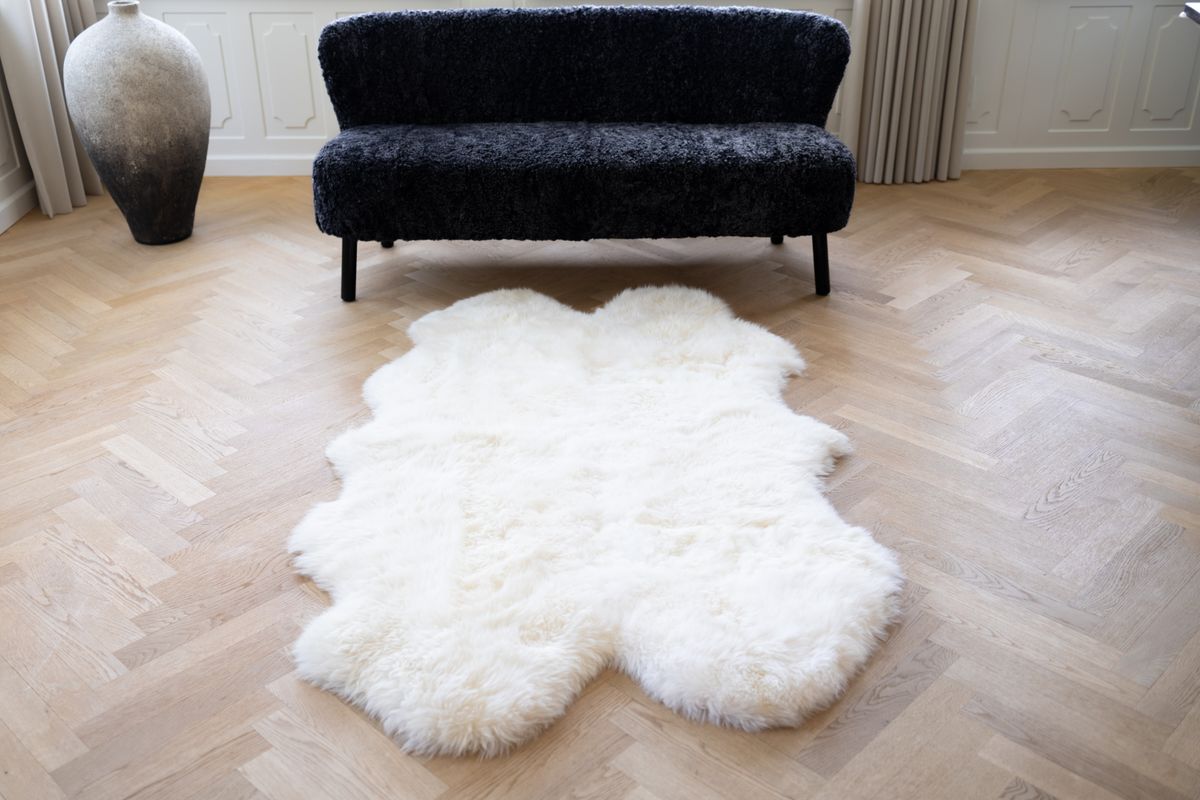 Emanuel Sofa | Kurzhaar  Schwarz