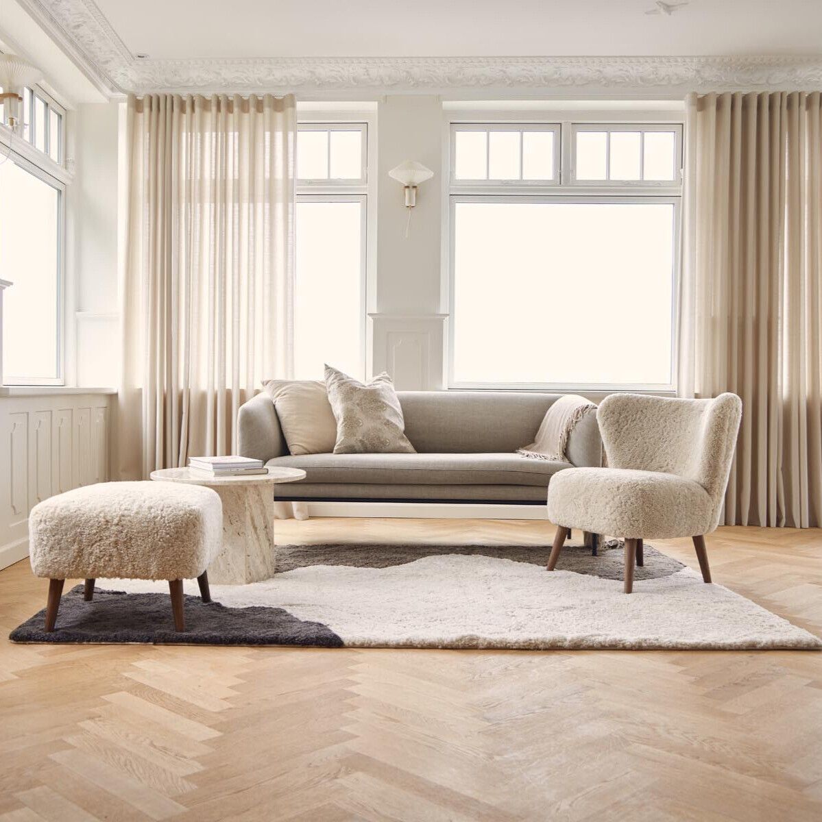 Lammfell Designerteppich | Kurzhaar | Neuseeland Anthrazit/Leinen/Taupe