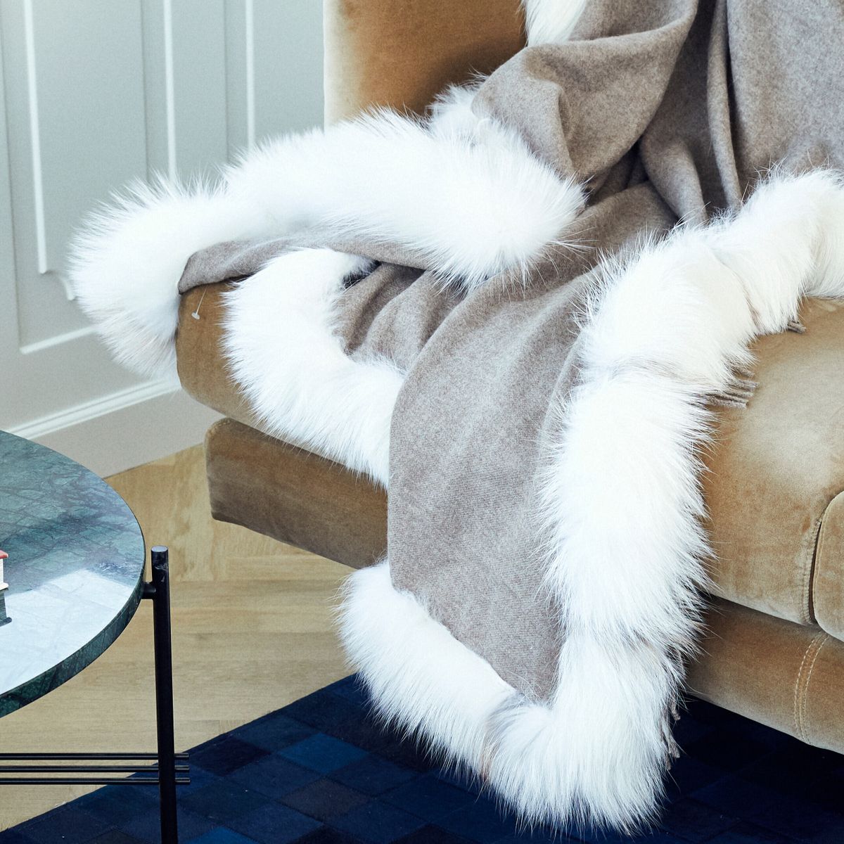 Kaschmirdecke mit Fuchs | Finland | 130x200 cm Silver Fox/Dunkelgrau