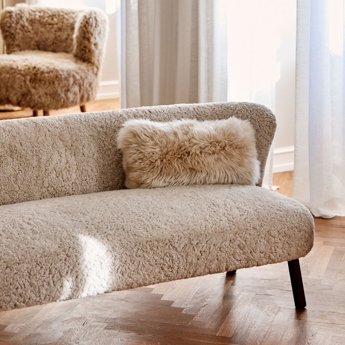 Emanuel Sofa | Zweisitzer | Design Möbel Anthrazit