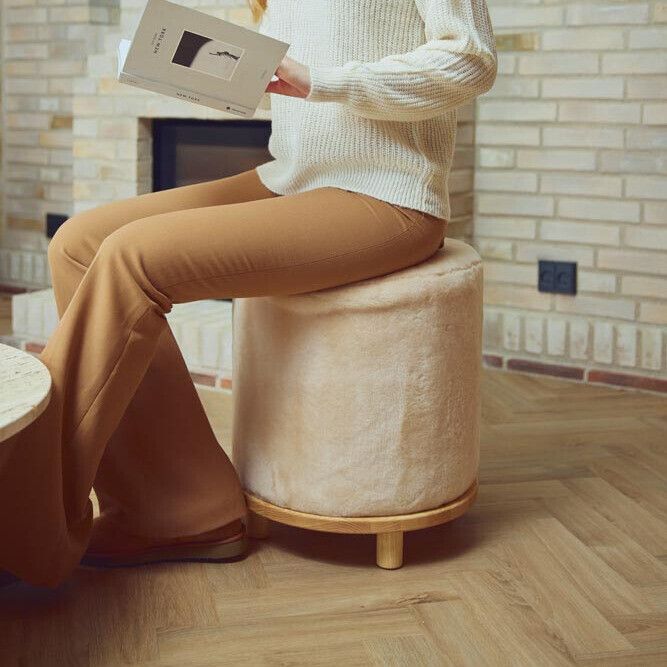 Simon Pouf | Neuseeland | Mokassin | D46x52 cm Kastanie