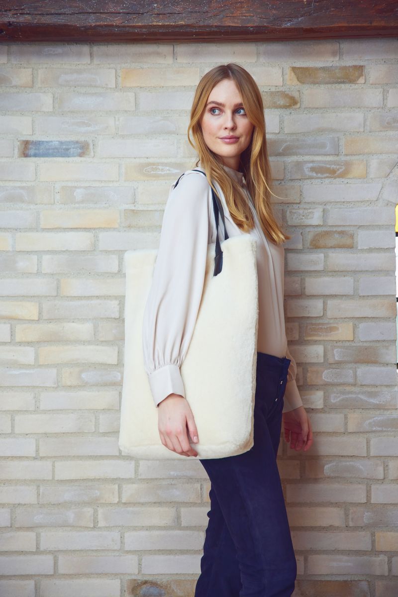 Leonora Shopper | Neuseeland | Lammwolle Schwarz/Weiß