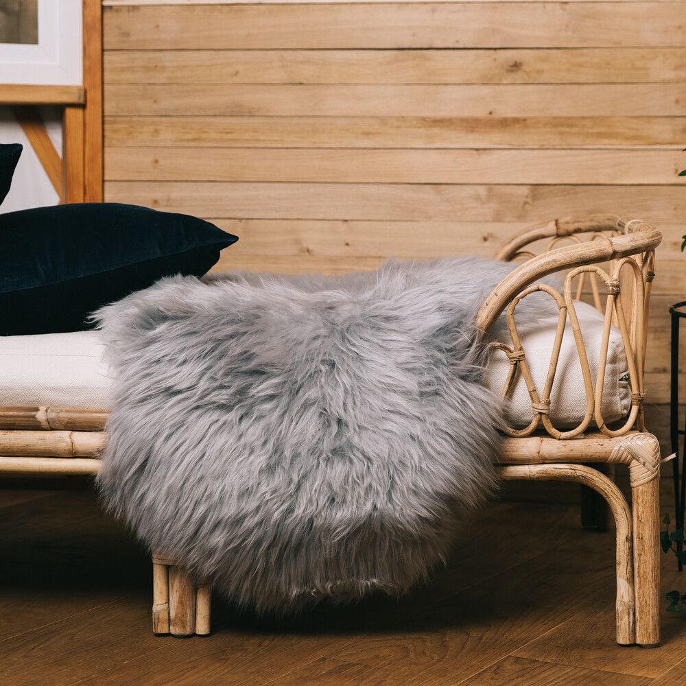 Merino Lammfell | Langhaar | Neuseeland | ca. 100x60 cm Hellgrau