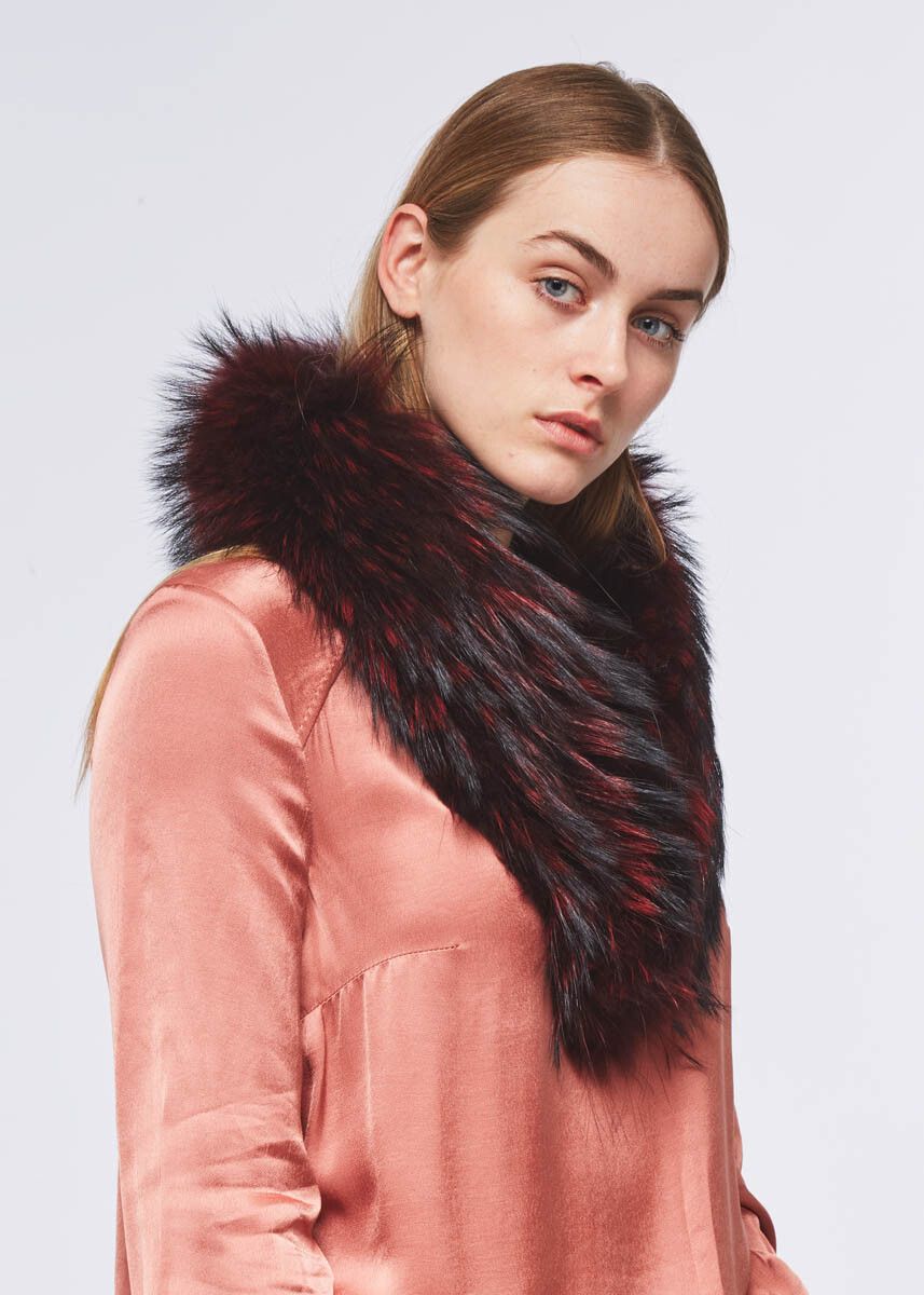 Klara de Luxe Kragen | Waschbär Modeaccessoire | Sheepskinhouse.ch