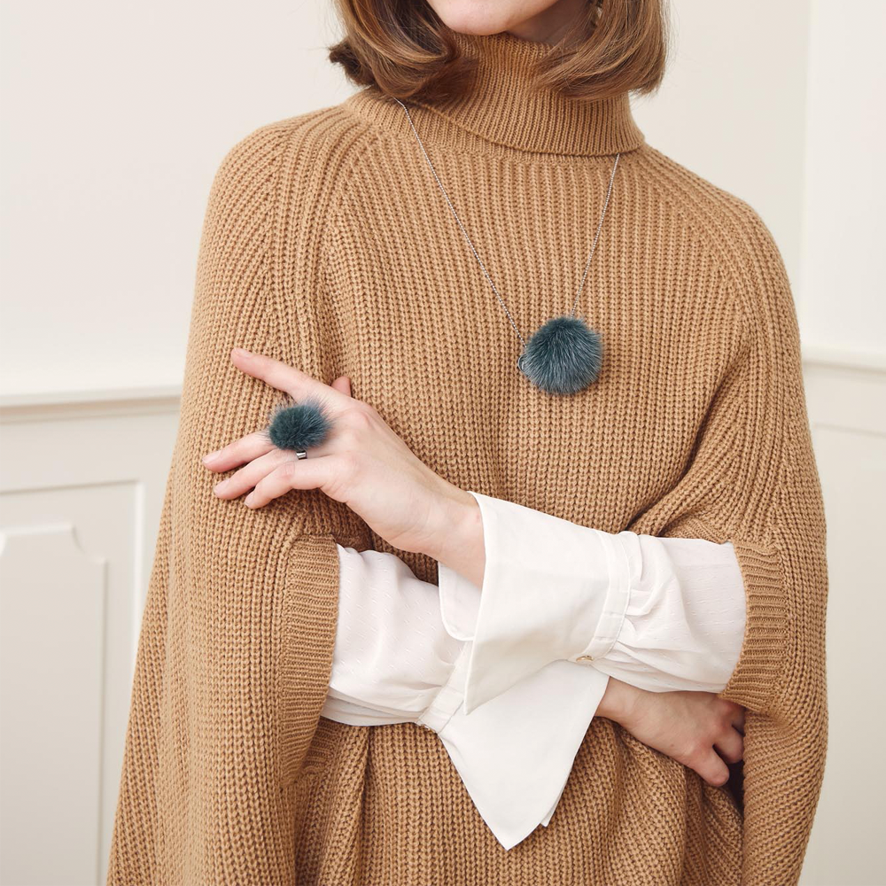Ring m. Pompon | Nerz Modeaccessoire | Sheepskinhouse.ch