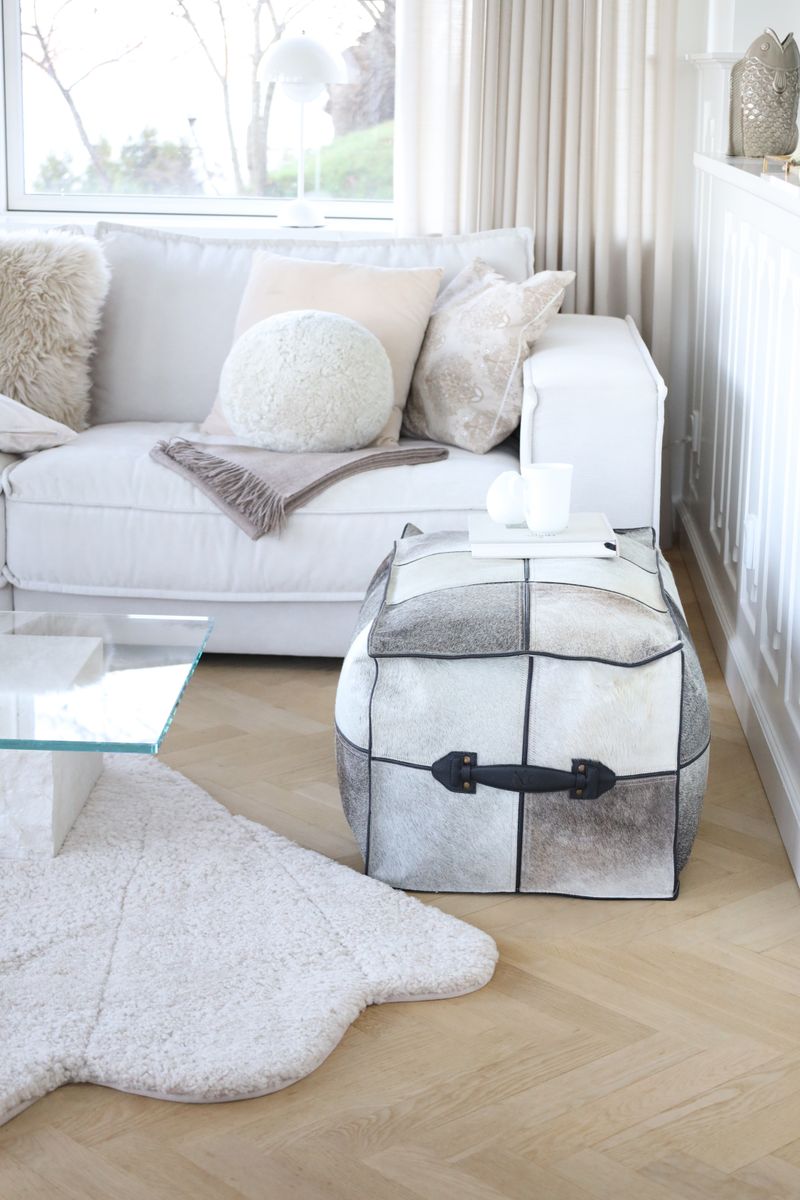 Hocker mit Griff | Brasilien | Hochwertiges Kalbsleder | 45x82x38 cm Grau