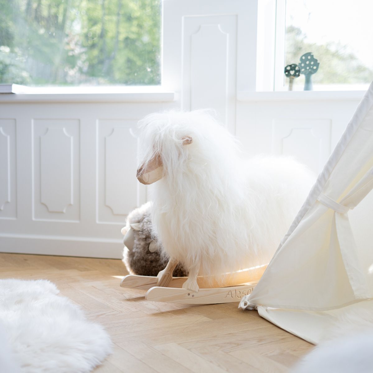 Schaukelschaf | Povl Kjer Design | Gotland | Groß Gotland Naturgrau