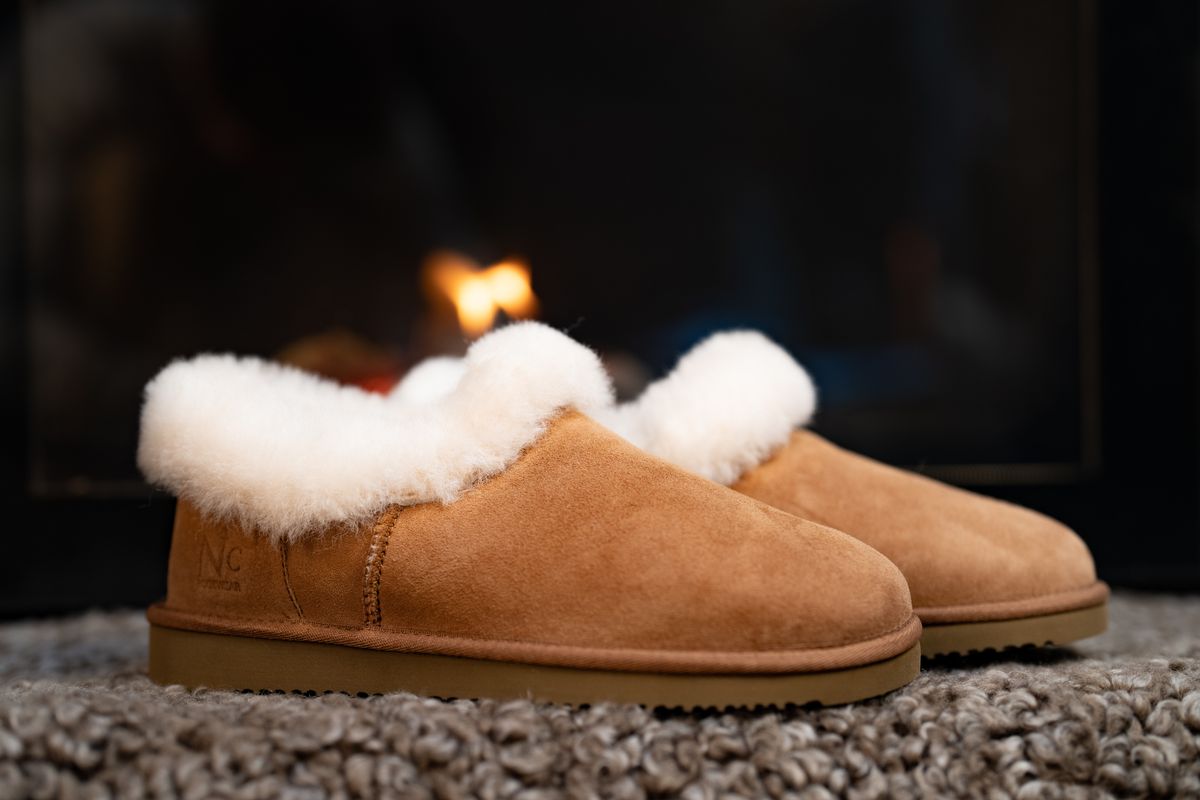 Hard Sole Slipper | Lammwolle, Wildleder Kastanie