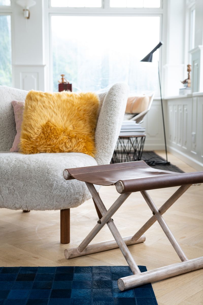 Hocker mit Premium Kalbsleder | Teakholz | 40x40x33 cm