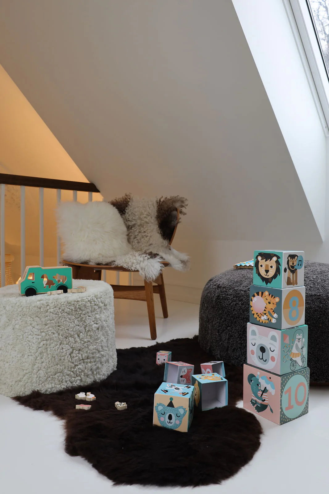 Fell Pouf im Kinderzimmer
