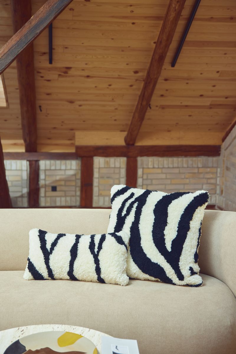 PATTERN COLLECTION | Fellkissen | Kurzhaar | Neuseeland | 60x60 cm Fellkissen | Sheepskinhouse.ch