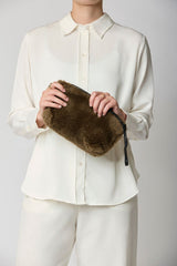 Nelly Clutch | Neuseeland | Lammwolle Khaki