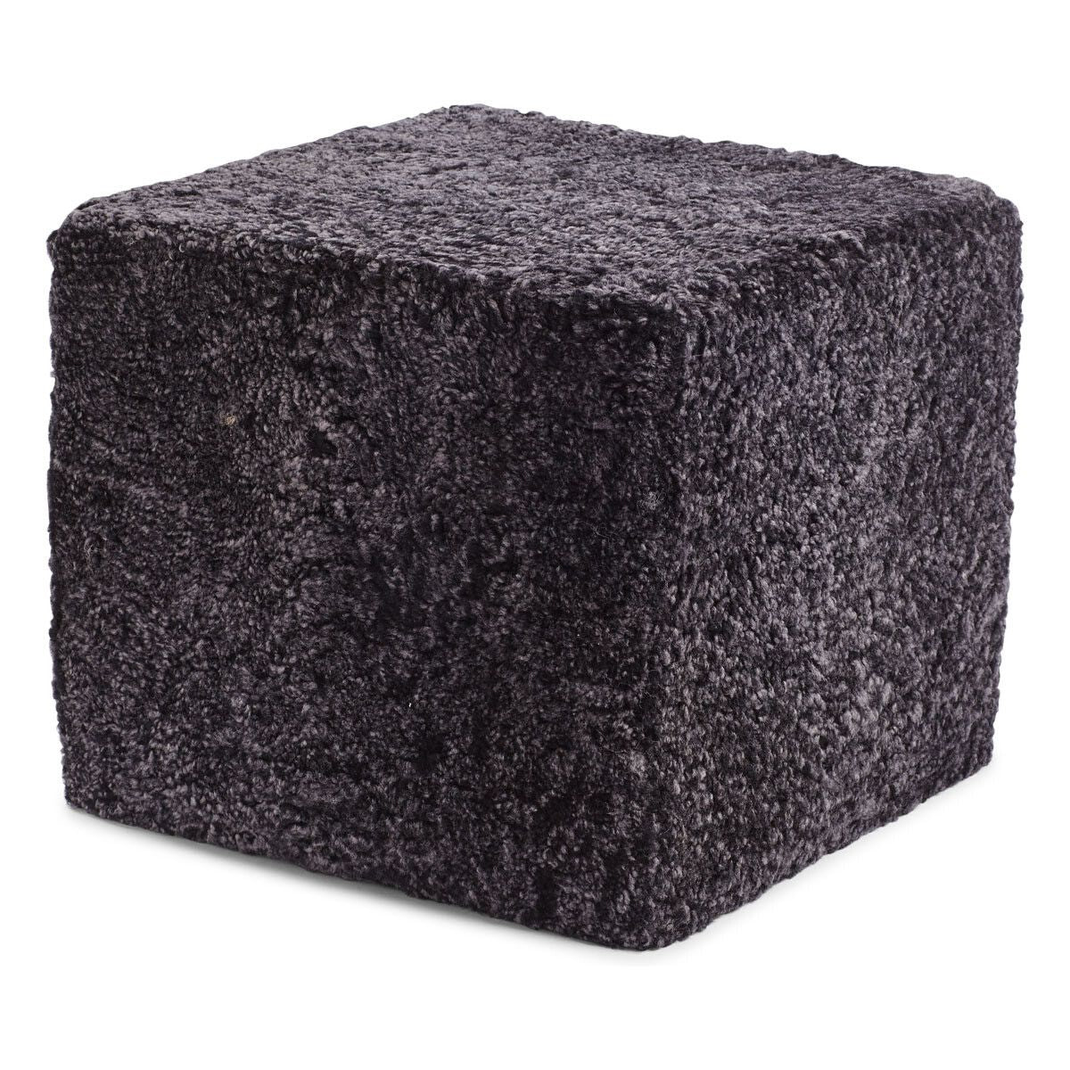 Lammfellpouf Premium | Kurzhaar | Neuseeland | 40x40x35 cm Poufs | Sheepskinhouse.ch