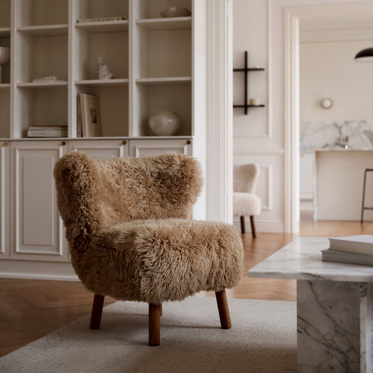 Emily Loungestuhl | Langhaar | Design Möbel Stühle | Sheepskinhouse.ch