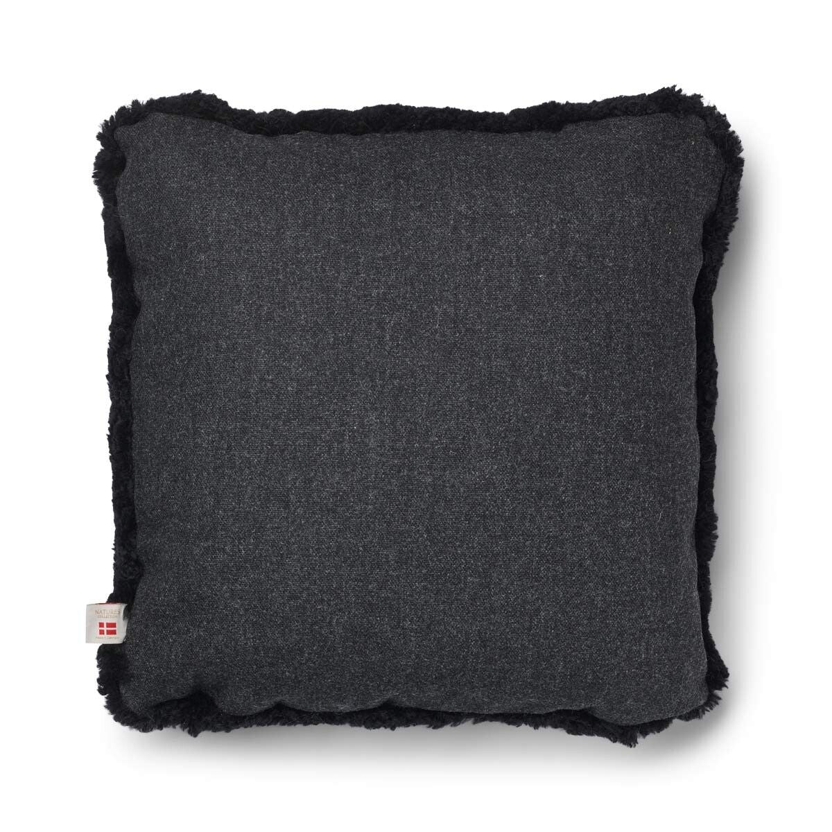 Lammfellkissen | Kurzhaar | Neuseeland | 100% Wolle | 52x52 cm | 34x52 cm Fellkissen | Sheepskinhouse.ch