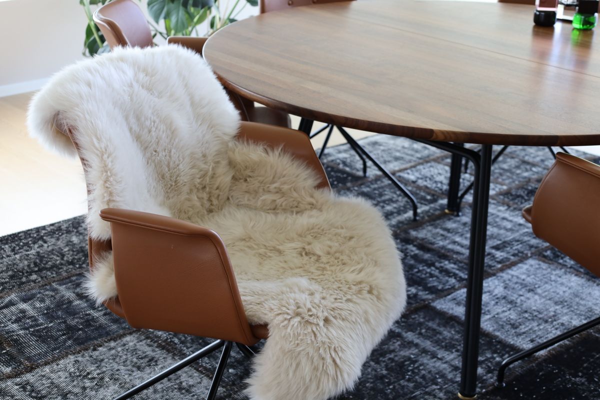 Merino Premium Lammfell | Langhaar | Neuseeland | 90x60 cm Aubergine