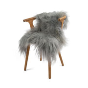 Schaffell | Langhaar | Island | Eingefärbt | 90 + cm Lammfelle | Sheepskinhouse.ch