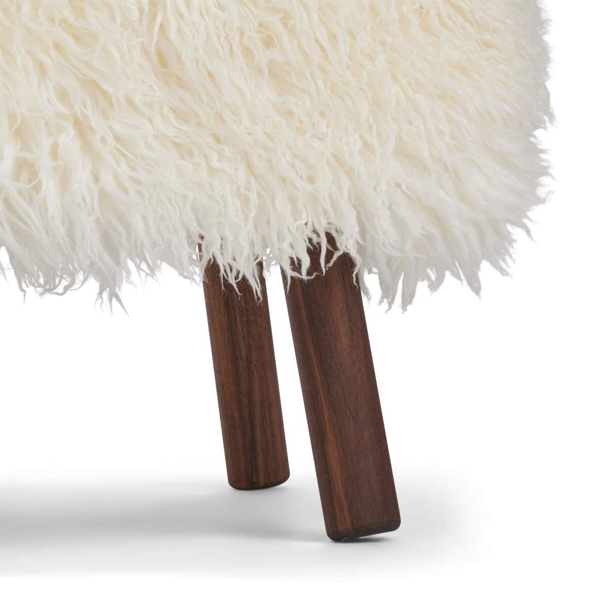 Emily Loungestuhl | Langhaar | Design Möbel Stühle | Sheepskinhouse.ch