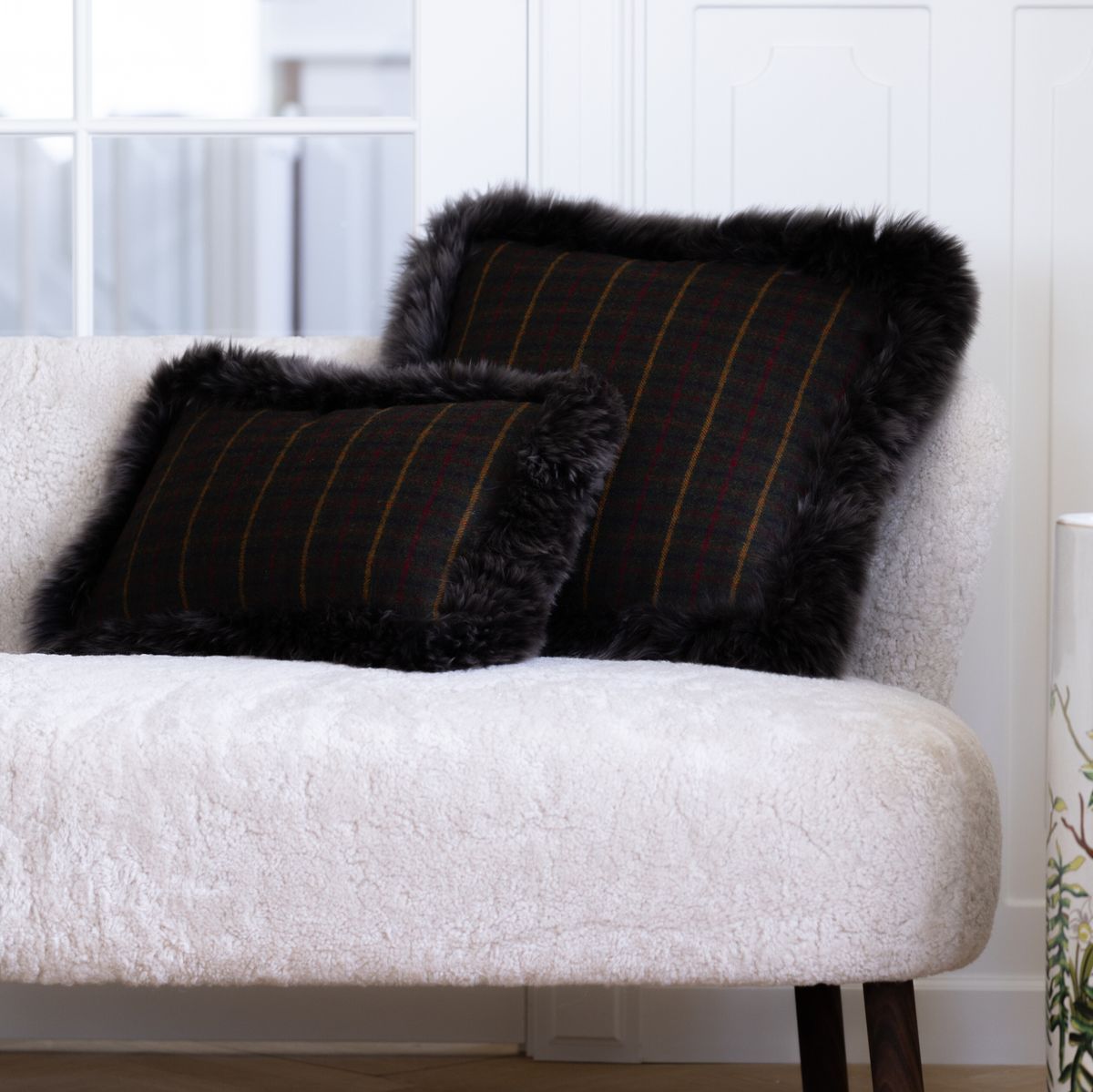 Kariertes Wollkissen | 100% Wolle | Fellborte | 52x52 cm | 34x52 cm Kakao-Dunkelbraun/Taupe