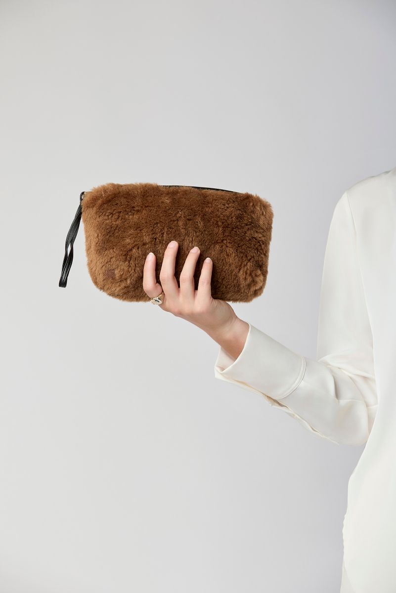 Nelly Clutch | Neuseeland | Lammwolle Teddybraun