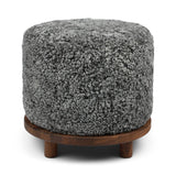 Simon Pouf | Kurzhaar | Neuseeland | D46x52 cm Poufs | Sheepskinhouse.ch