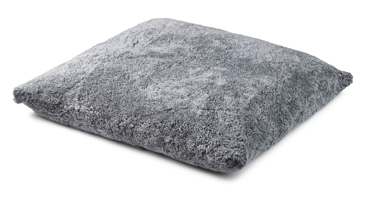 Lammfell Sitzsack | Kurzhaar | Neuseeland | Doppelseitig | 90x90 cm Fellkissen | Sheepskinhouse.ch