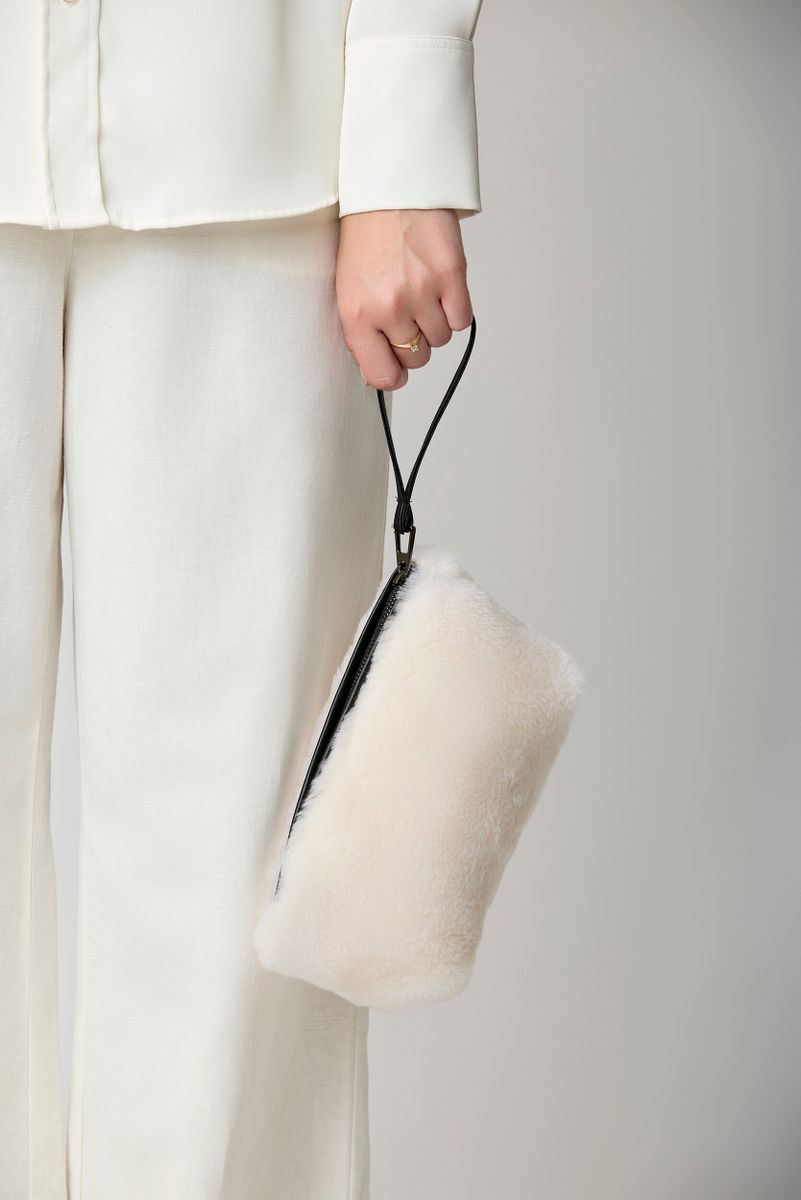 Nelly Clutch | Neuseeland | Lammwolle Weiß