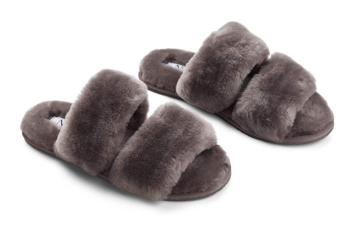 Lammfell Slippers | Neuseeland | Größe 35-42 Fellschuhe | Sheepskinhouse.ch