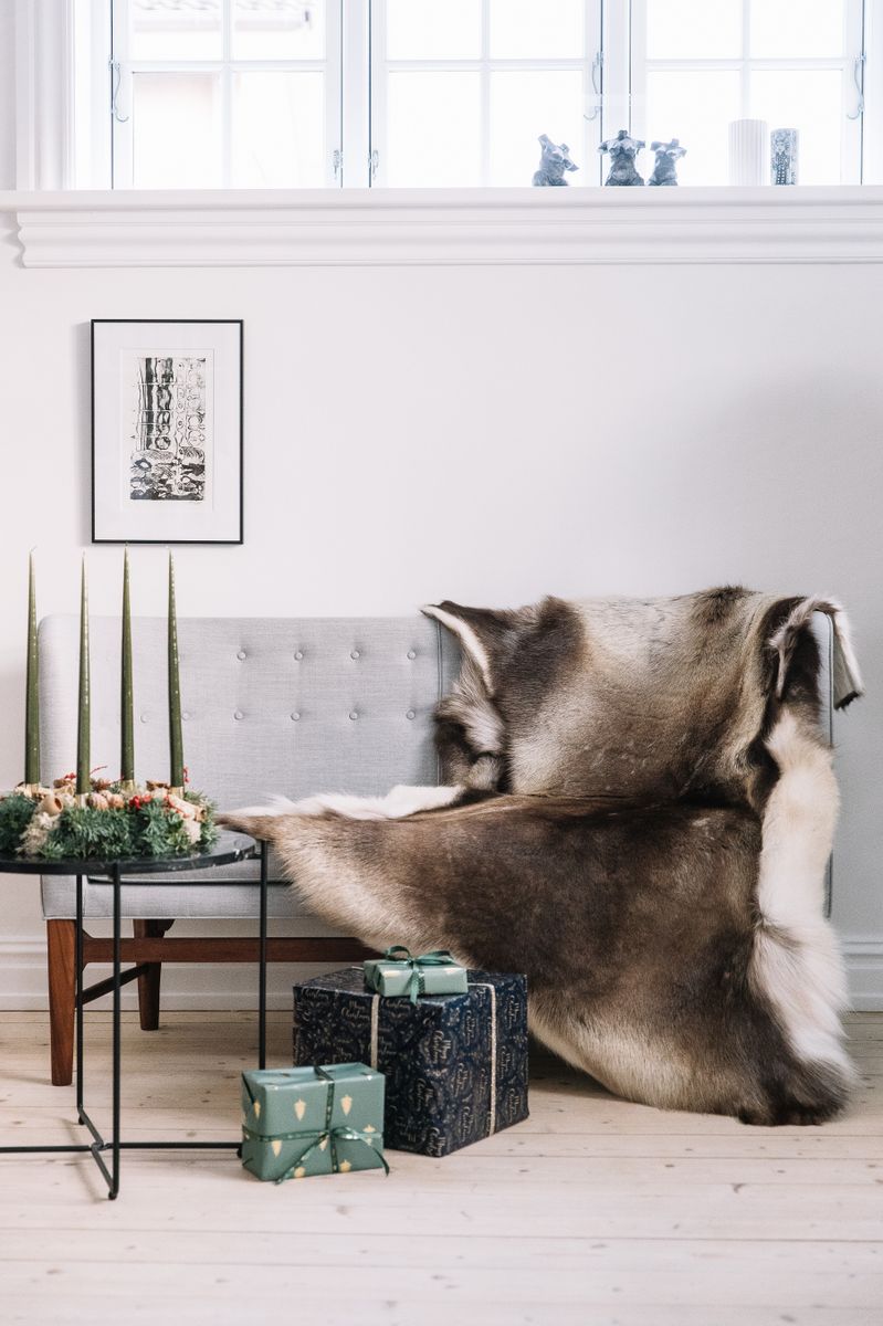 Rentierfell | Finnland | Hell (selten) | 70x110 cm Lammfelle | Sheepskinhouse.ch
