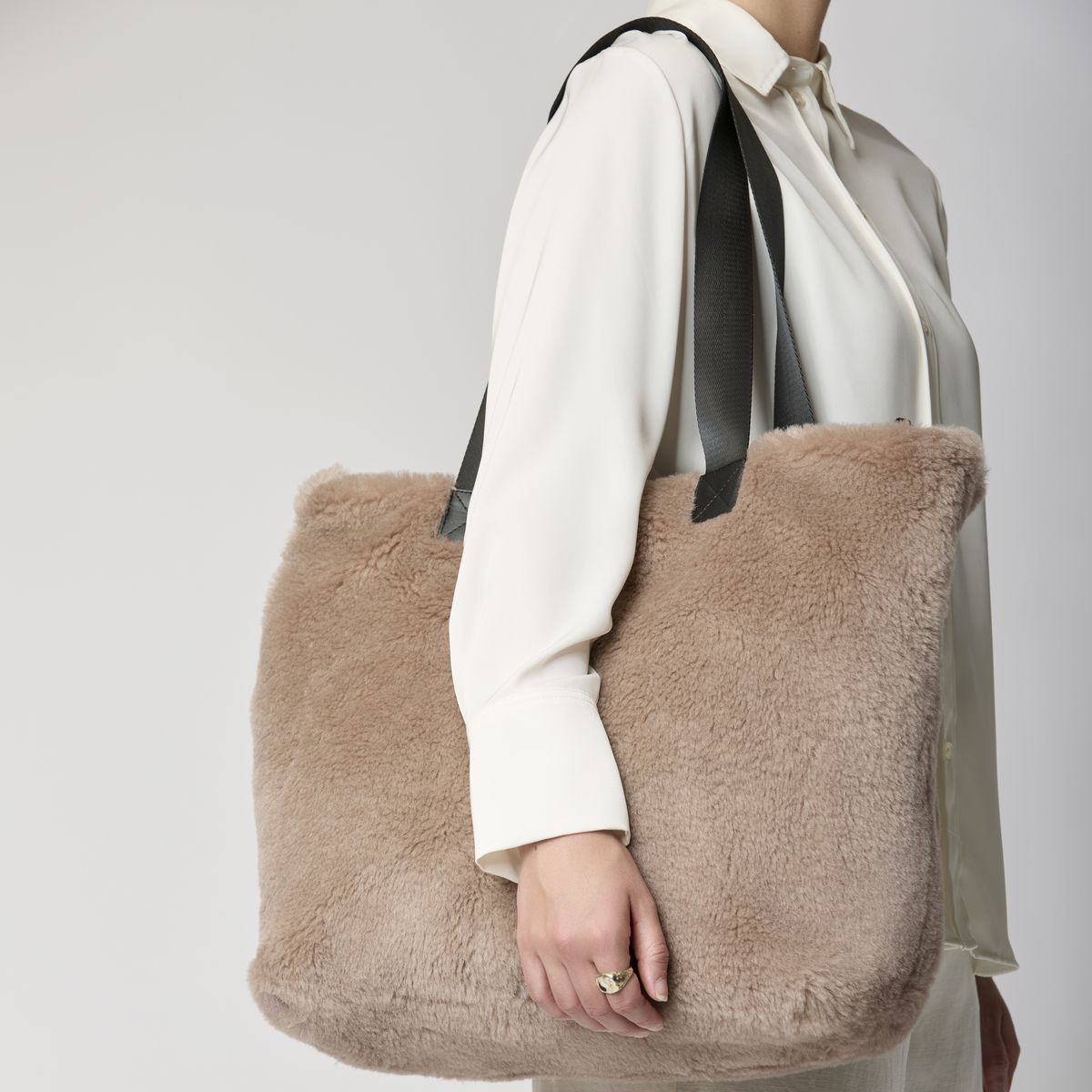 Norma Shopper | Neuseeland | Lammwolle Khaki