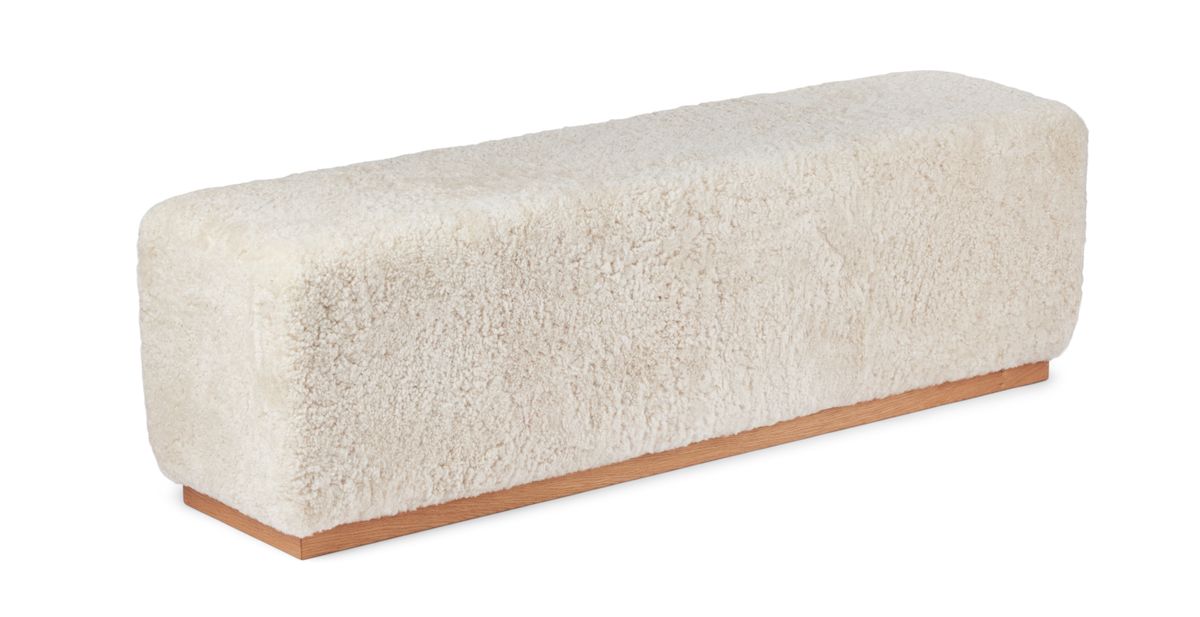 Lammfellbank Benjamin | Kurzhaar | 160x44x52 cm Bänke | Sheepskinhouse.ch