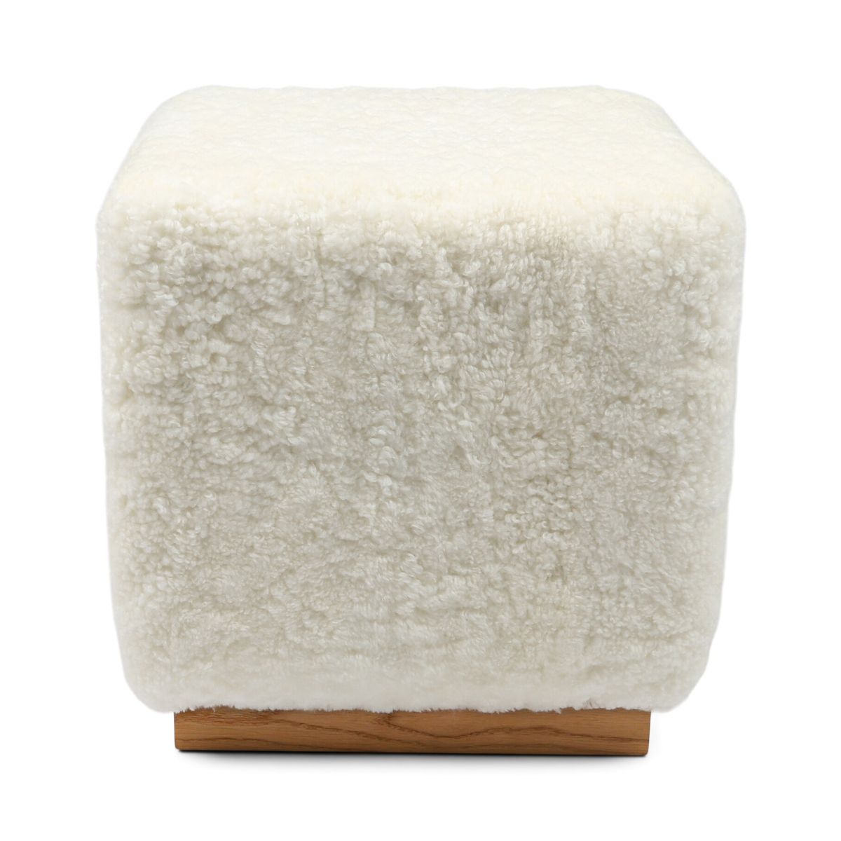 Lammfellhocker Benjamin | Kurzhaar | 46x46x47 cm Stühle | Sheepskinhouse.ch
