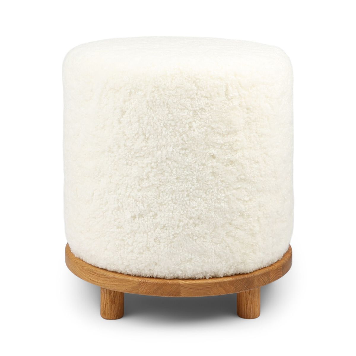 Simon Pouf | Kurzhaar | Neuseeland | D46x52 cm Poufs | Sheepskinhouse.ch
