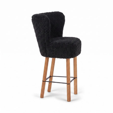 Emilia Barhocker | Lammfell Premium Schwarz