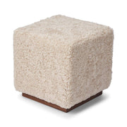 Lammfellhocker Benjamin | Kurzhaar | 46x46x47 cm Stühle | Sheepskinhouse.ch