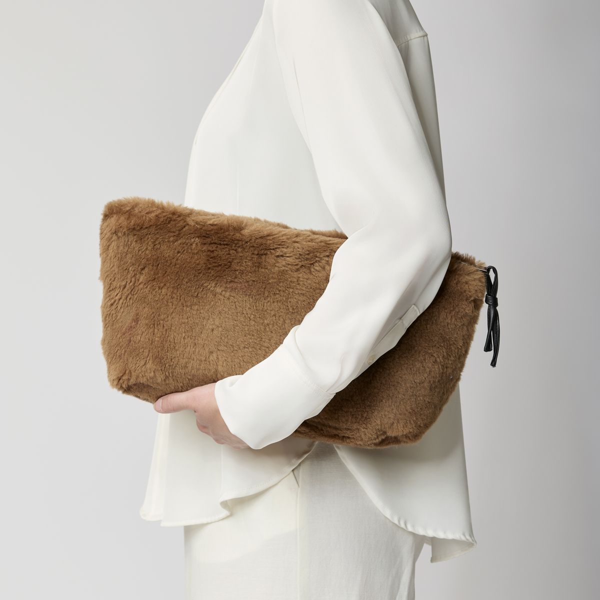 Maxi Havanna Clutch | Neuseeland | Lammwolle Lederbraun